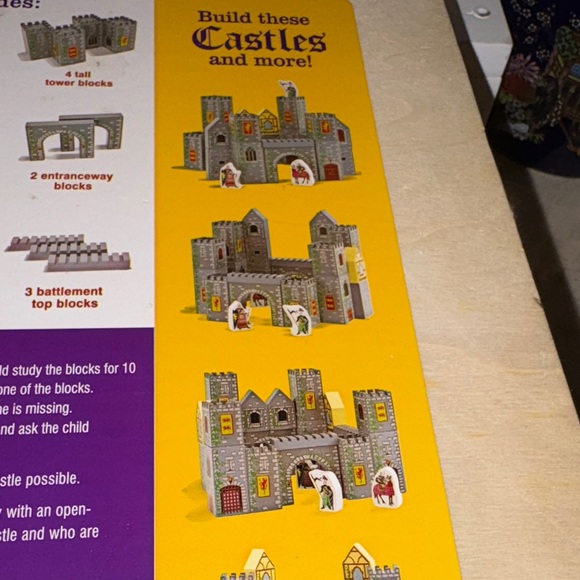 Melissa & Doug Castle Blocks Set - Gray and Green - Picture 6 of 8